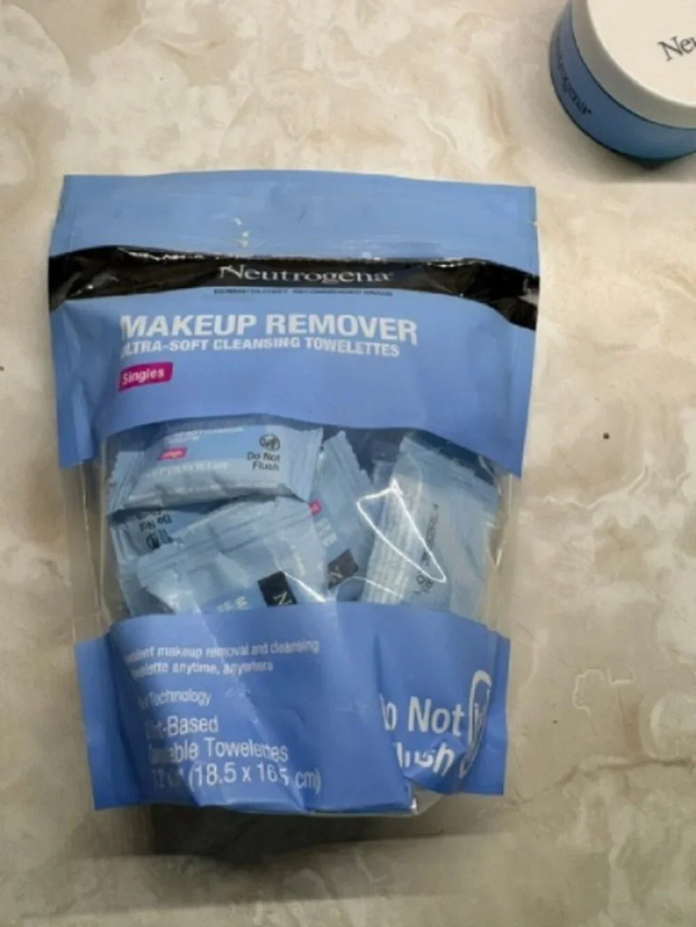 Neutrogena Make up Remover Bundle